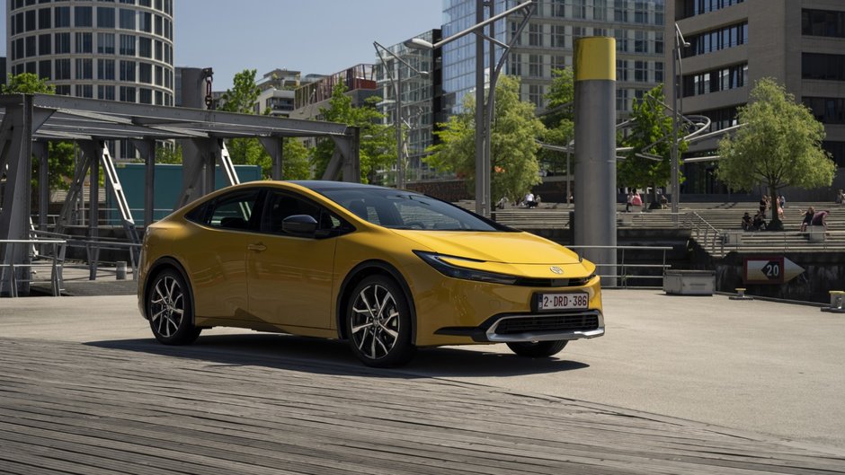 Toyota Prius Plug-in Hybrid - Galerie foto