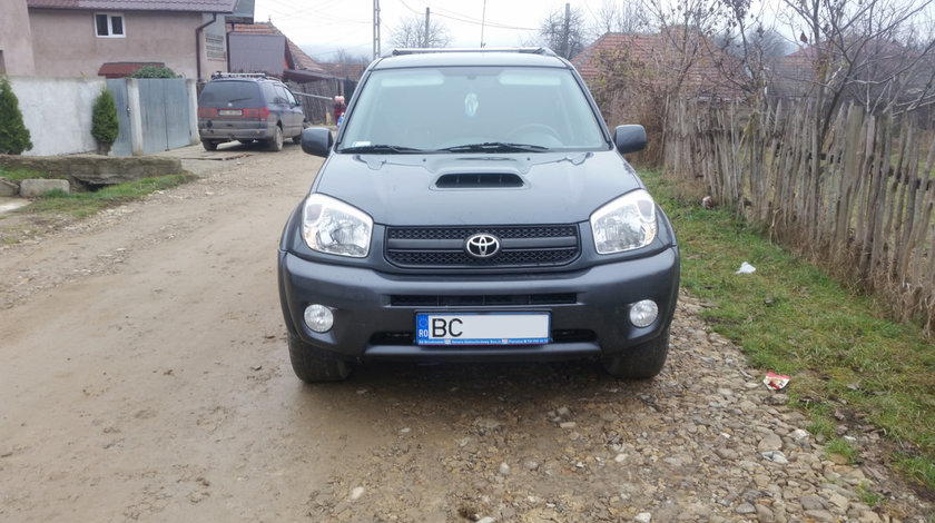 Toyota RAV-4 2.0 2005