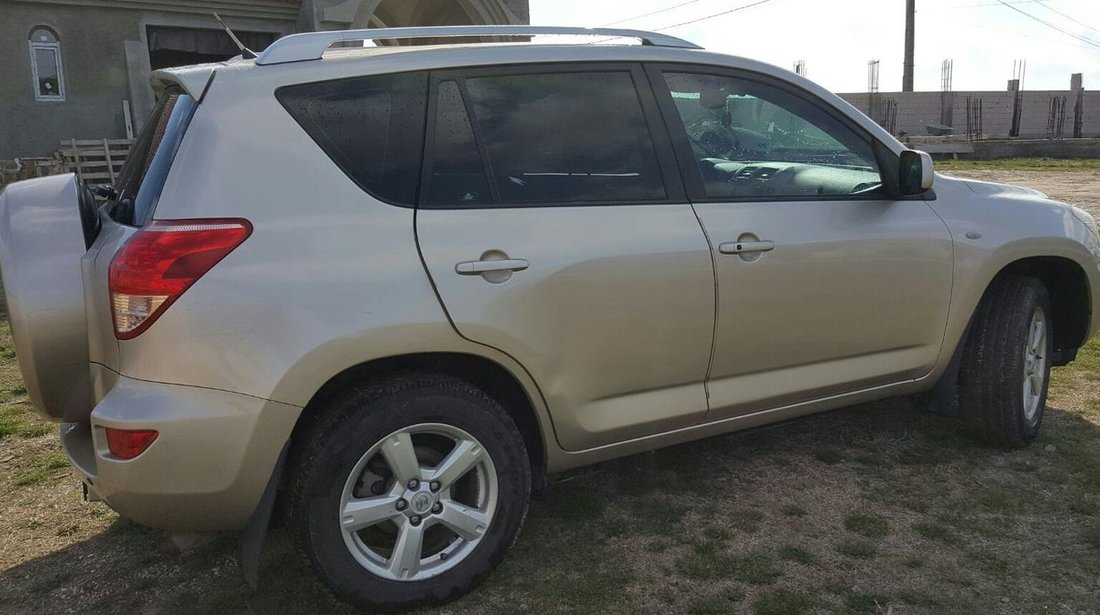 Toyota RAV-4 2.0 2008