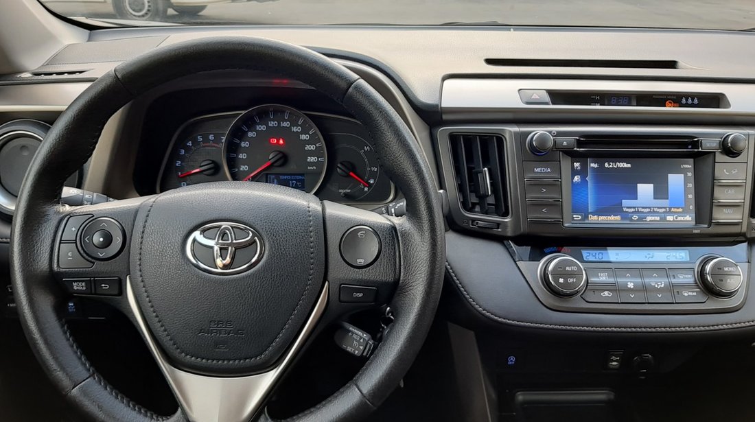 Toyota RAV-4 2.0 diesel 2015