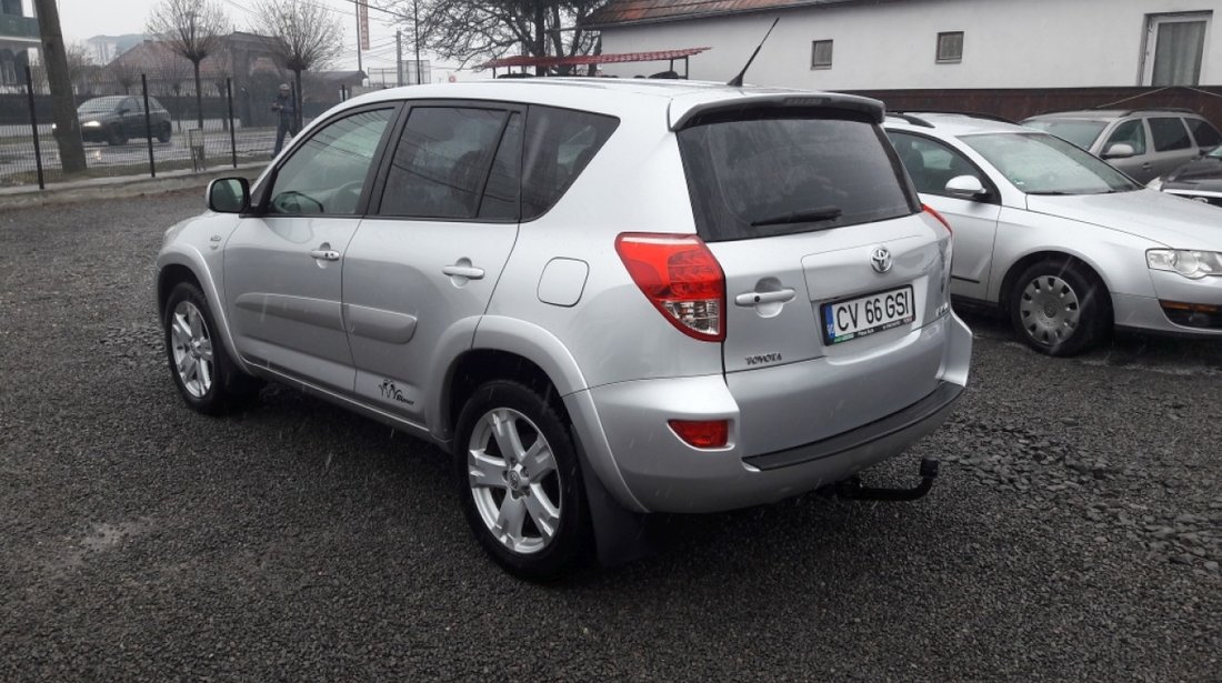 Toyota RAV-4 2,2 2007