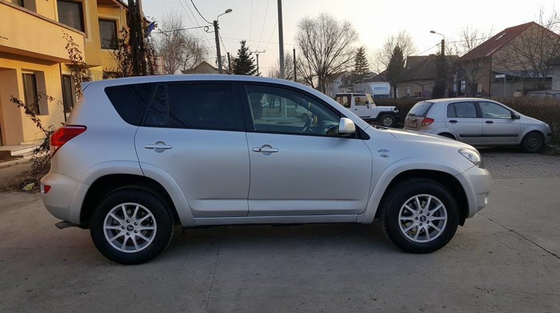 Toyota RAV-4 2,2 2007