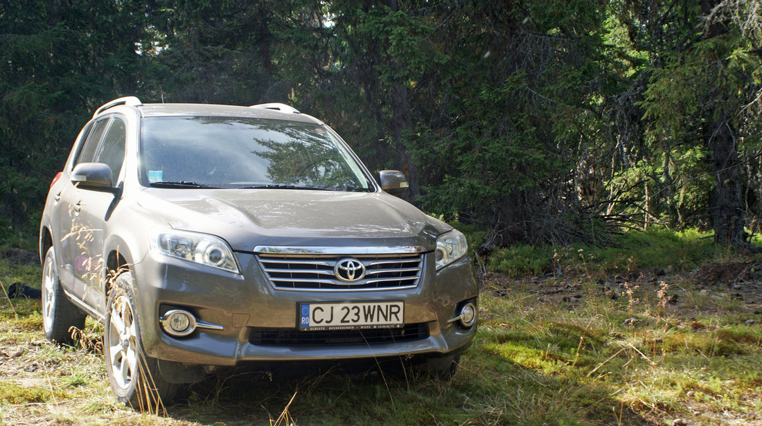 Toyota RAV-4 2,2 2010