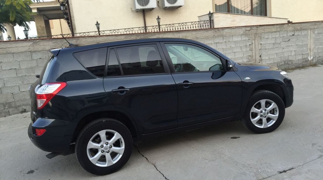 Toyota RAV-4 2.2 D4D 2012