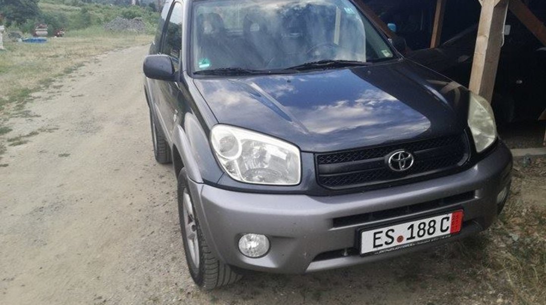 Toyota RAV-4 2 litri 2004