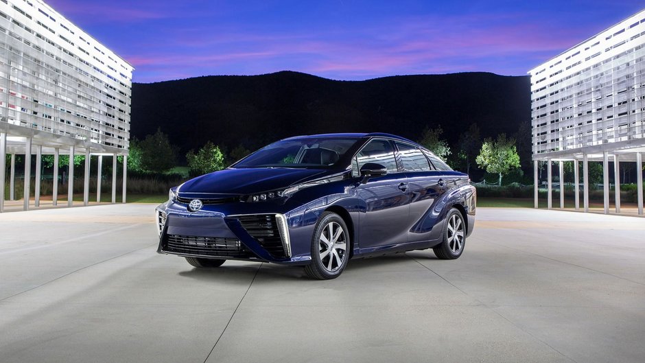Toyota se pregateste sa lanseze in 2019 o noua masina de familie pe hidrogen