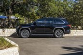 Toyota Sequoia
