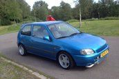 Toyota Starlet cu 180 CP sub capota