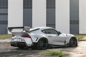 Toyota Supra cu kit widebody de la Rocket Bunny