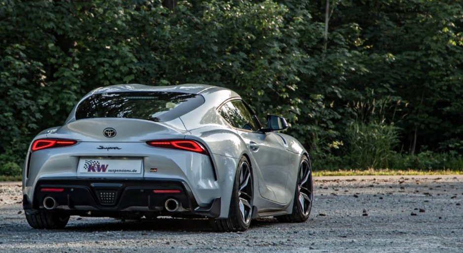 Toyota Supra cu suspensie KW Variant 3