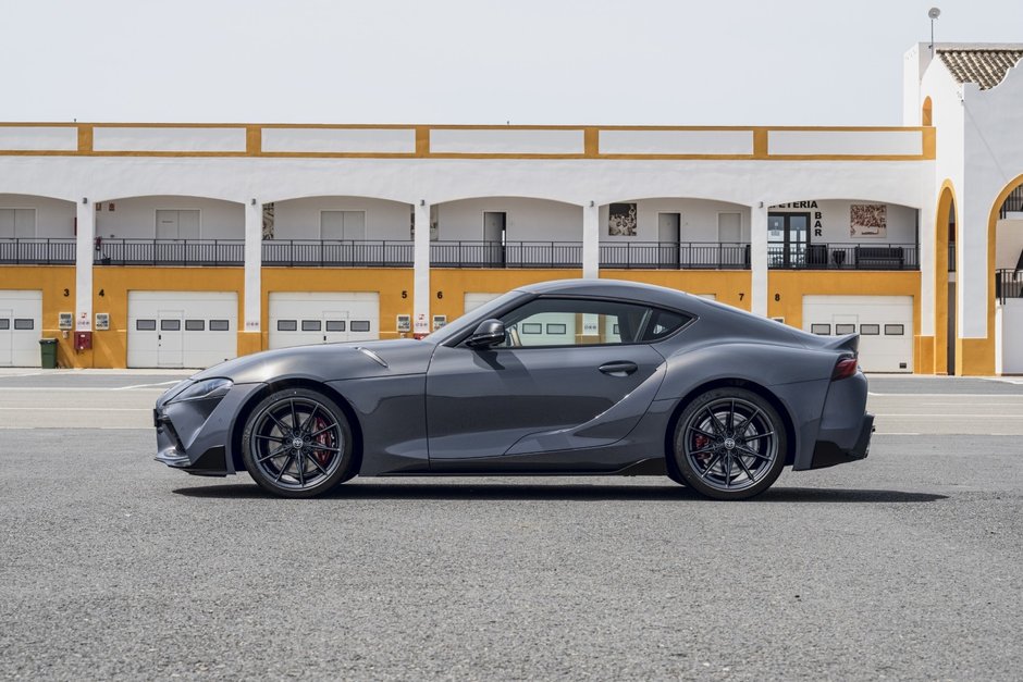 Toyota Supra cu transmisie manuala - Galerie foto