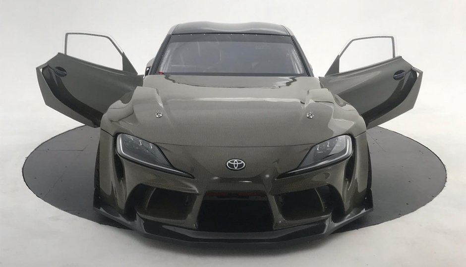 Toyota Supra HGK Racing Team