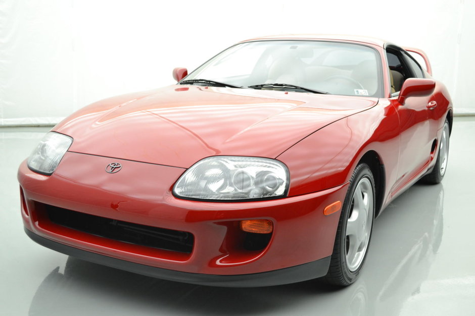 Toyota Supra vanduta cu 121.000 dolari