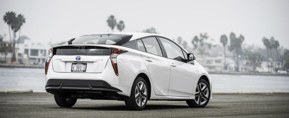 Toyota trebuie sa traga tare pe final de an. Pozitia de cel mai mare producator auto din lume ii este pusa in pericol Toyota trebuie sa traga tare pe final de an. Pozitia de cel mai mare producator auto din lume ii este pusa in pericol