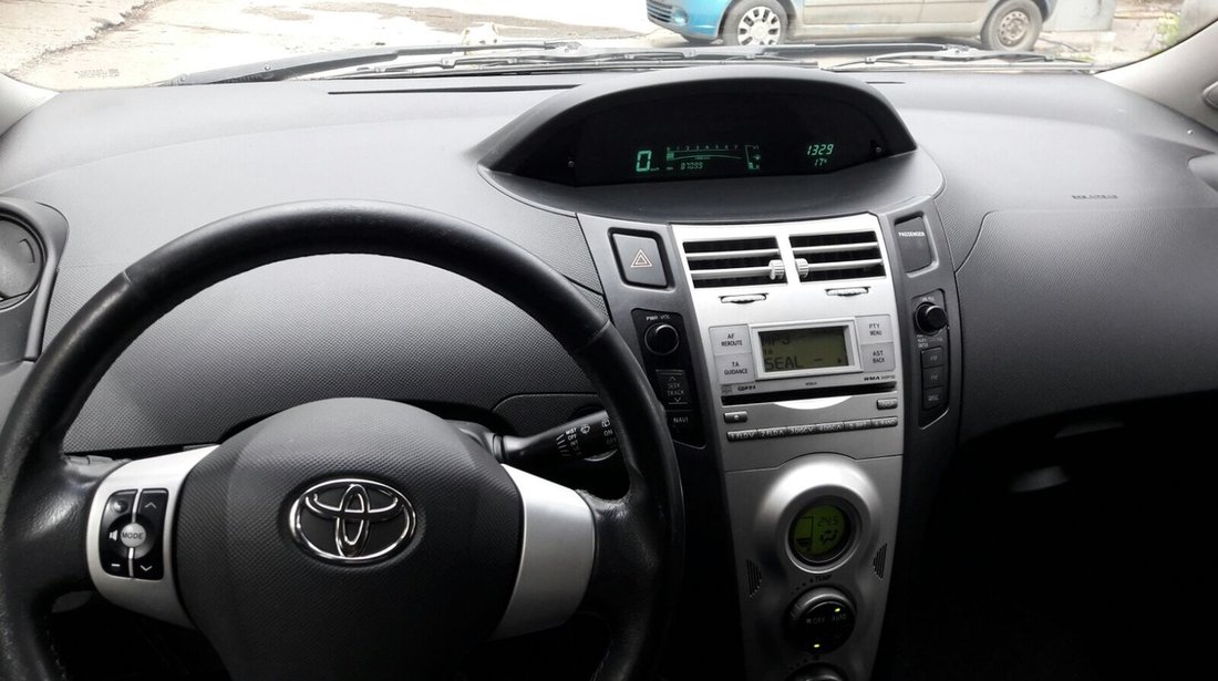 Toyota Yaris 1.3 2006