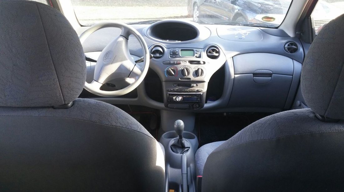 Toyota Yaris 1000 2001