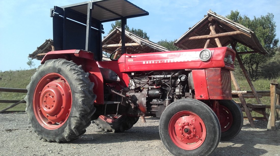 Tractor Massey Ferguson 165