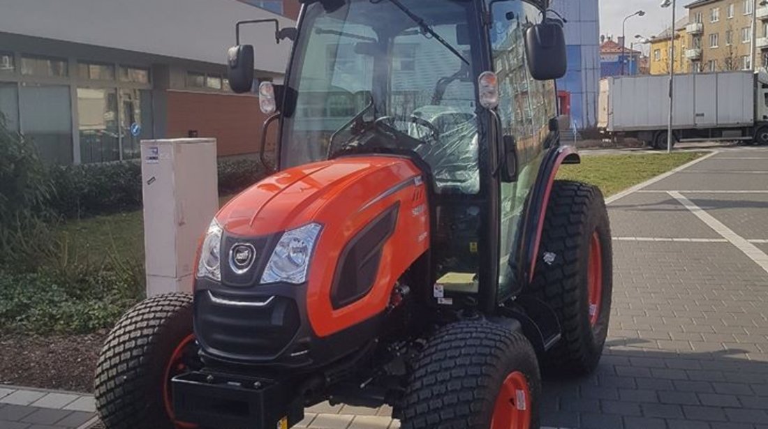 Tractor nou,4x4 de 50CP ,Model Kioti DK5010HS Cadru, cabina