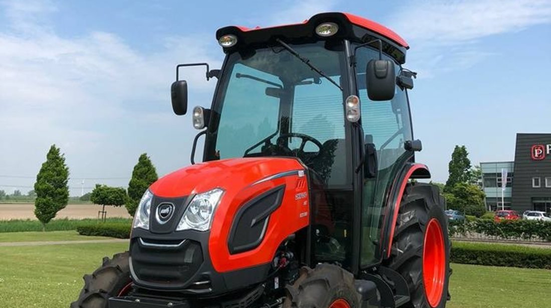 Tractor nou, 4x4 de 60CP Kioti DK6010C, Cabina Air Con.