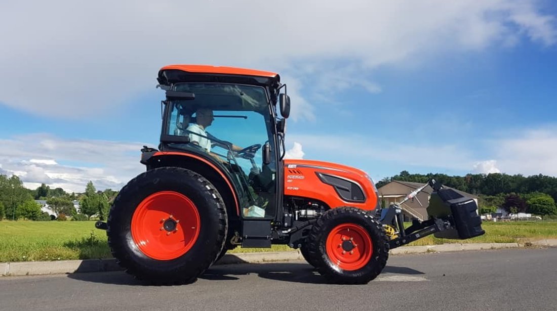 Tractor nou, 4x4 de 60CP Kioti DK6010C, Cabina Air Con.