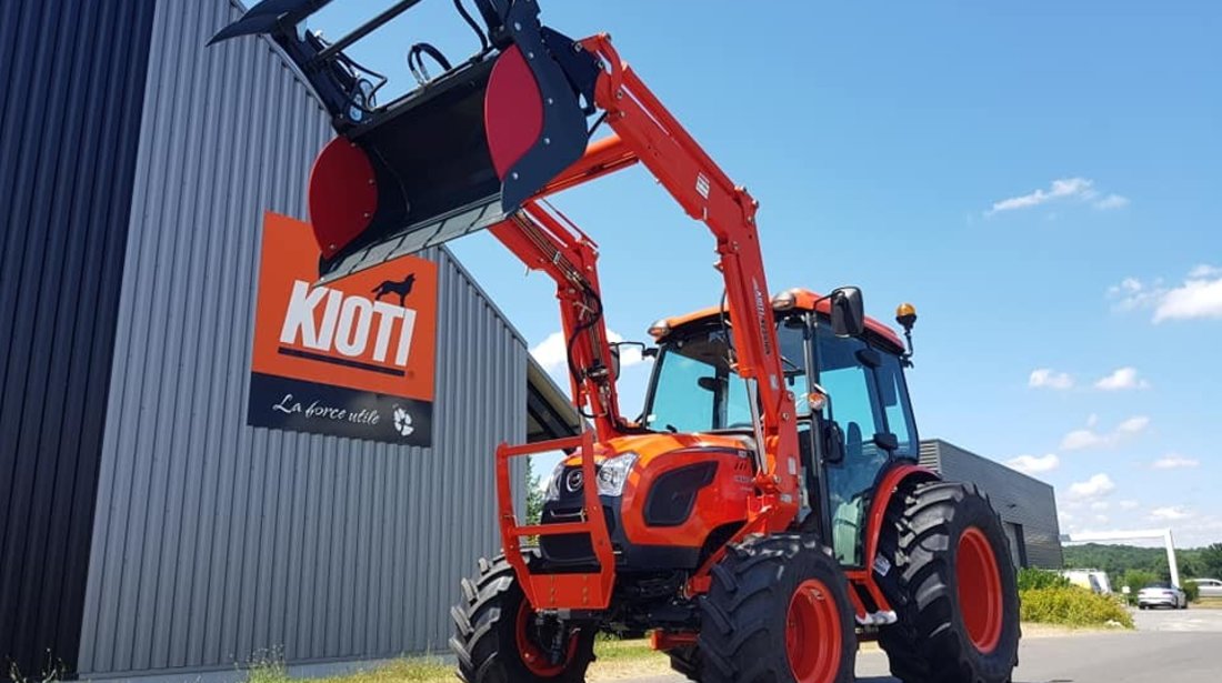 Tractor nou, 4x4 de 60CP Kioti DK6010C, Cabina Air Con.