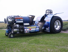 Tractor Pulling