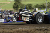 Tractor Pulling