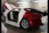 Tractorri: Gallardo inside, Mustang outside