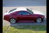 Tractorri: Gallardo inside, Mustang outside