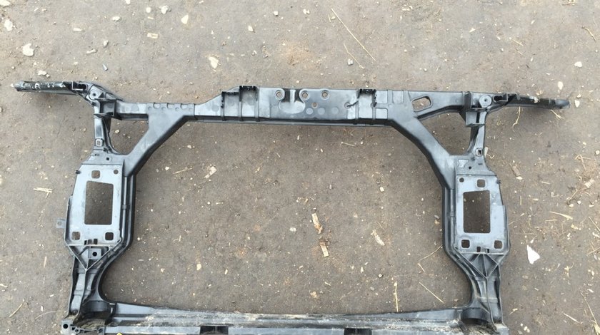 Trager AUDI A4 B8 2.0 TDI 2009 2010 2011 2012