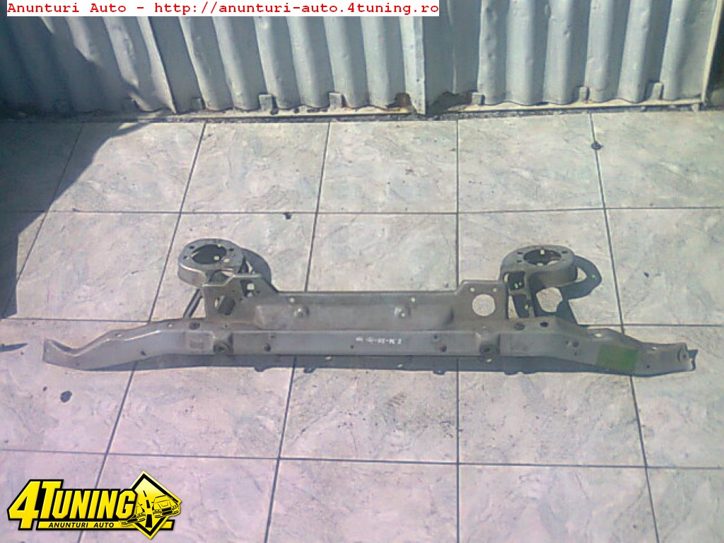 Trager BMW 318is E36