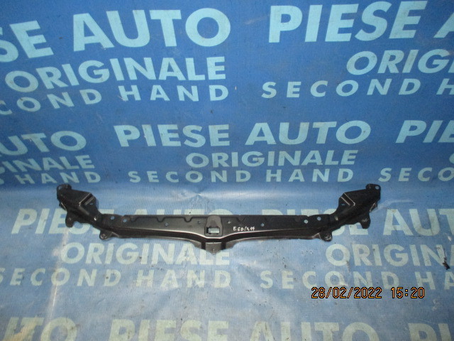 Trager BMW E60 2007; 7163462 (traversa)