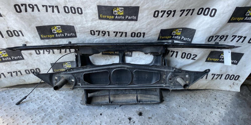 Trager / Calandru BMW Seria 3 E46 [1997 - 2003] Touring wagon 320d MT (136 hp) BMW Seria 3 E46 2.0 D...