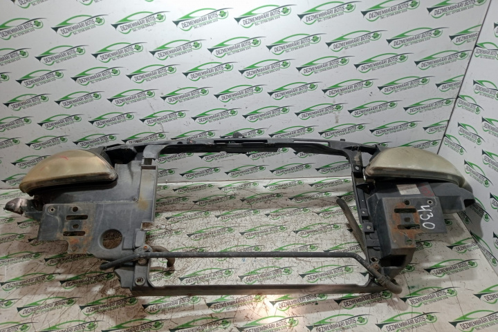 Trager / Calandru Ford Galaxy [facelift] [2000 - 2006] Minivan 1.9 TDi MT (115 hp)