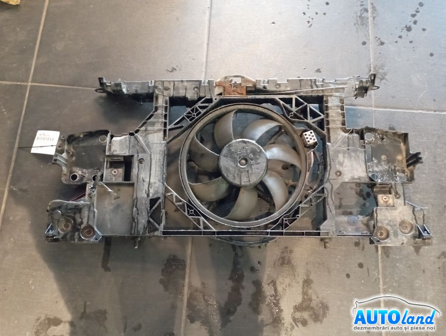 Trager Calandru Panou Fata 752100004r Cu Ventilator Renault MEGANE III Hatchback BZ0/1 2008