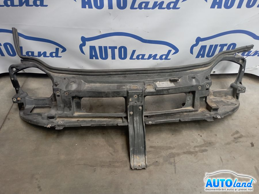 Trager Calandru Panou Fata Opel VIVARO caroserie F7 2001