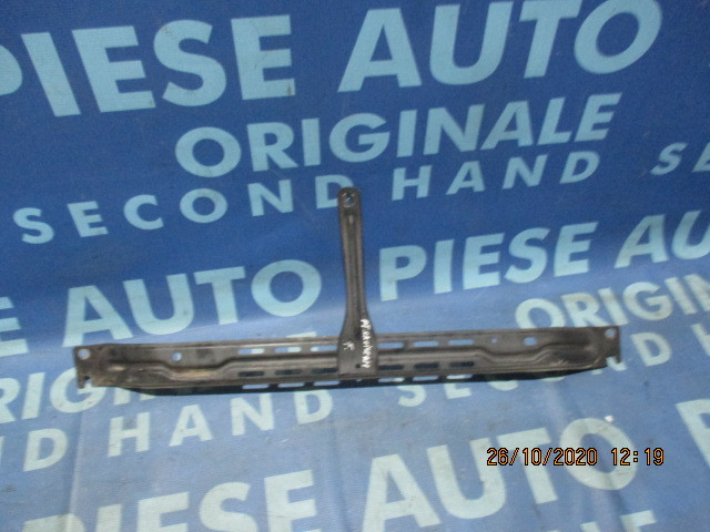 Trager Chrysler PT Cruiser; 905ACB273 (traversa)