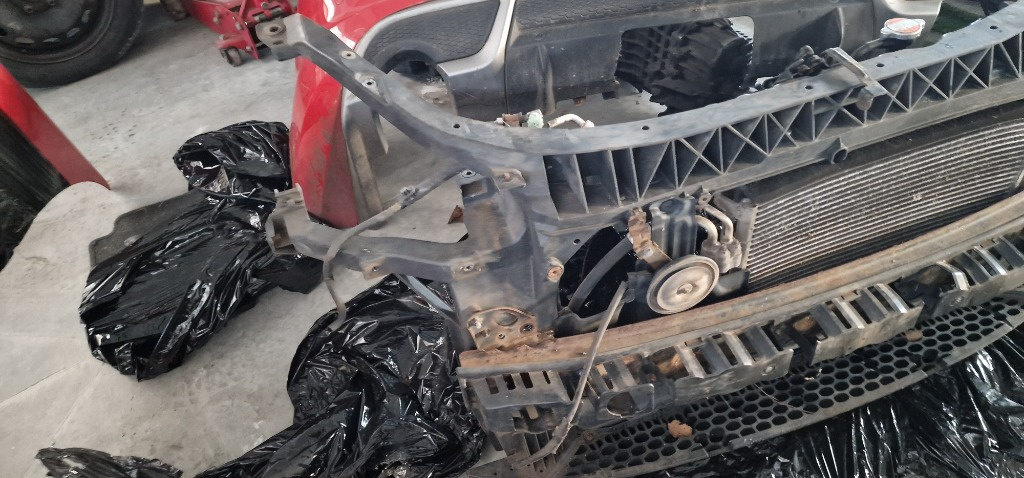 Trager cu Radiatoare si Ventilator Hyundai I20 2012 Benzina