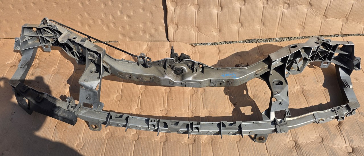 Trager Ford Focus 2 2004 2005 2006 2007