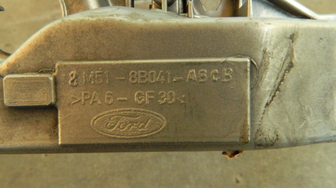 Trager Ford Focus an 2006-2011 cod 8M51-8B041