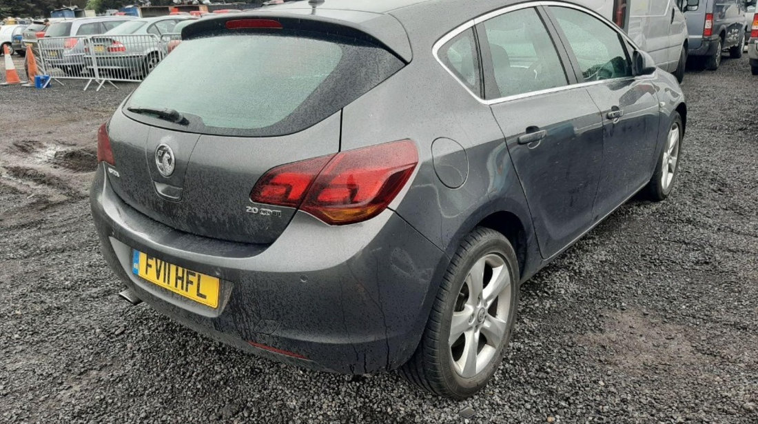 Trager Opel Astra J 2011 Hatchback 2.0 CDTI