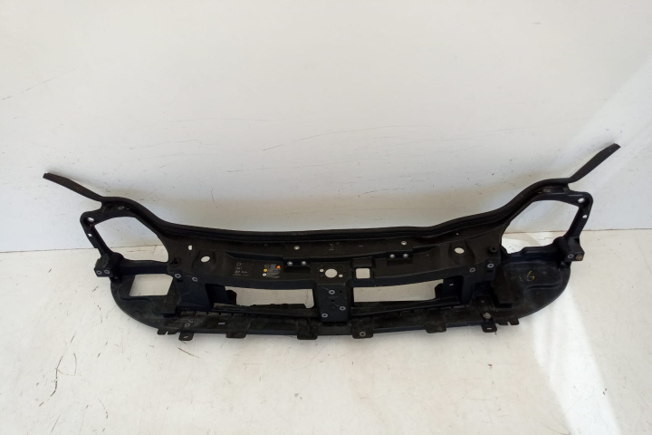 Trager panou frontal / calandru 8200411920 Opel Vivaro