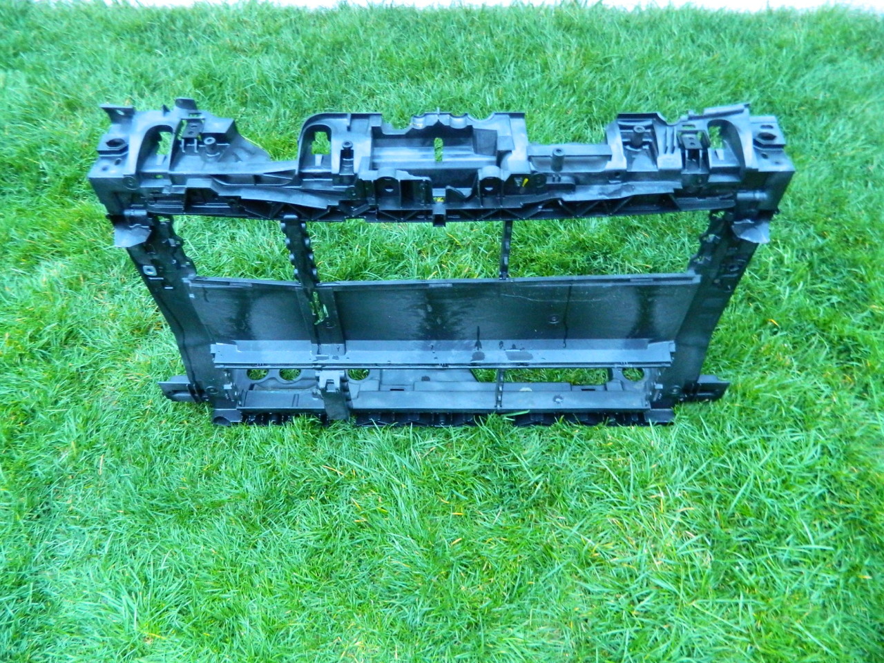 Trager/Panou Frontal Ford Fiesta an 2018-2021 cod H1BB-8B041-A /JT76-8B41A