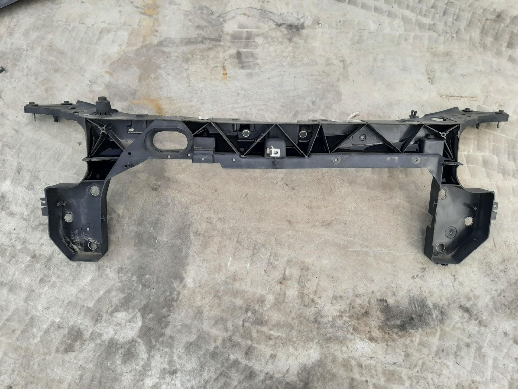 Trager renault clio 3 2009 8200834857