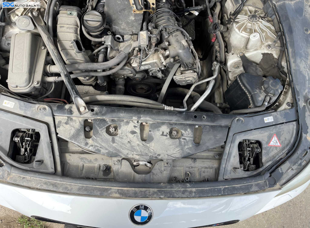 Trager Trager Calandru Panou Frontal Complet cu Armatura Radiatoare BMW Seria 5 F10 F11 520 2.0 D 2009 - 2017 [C5329]