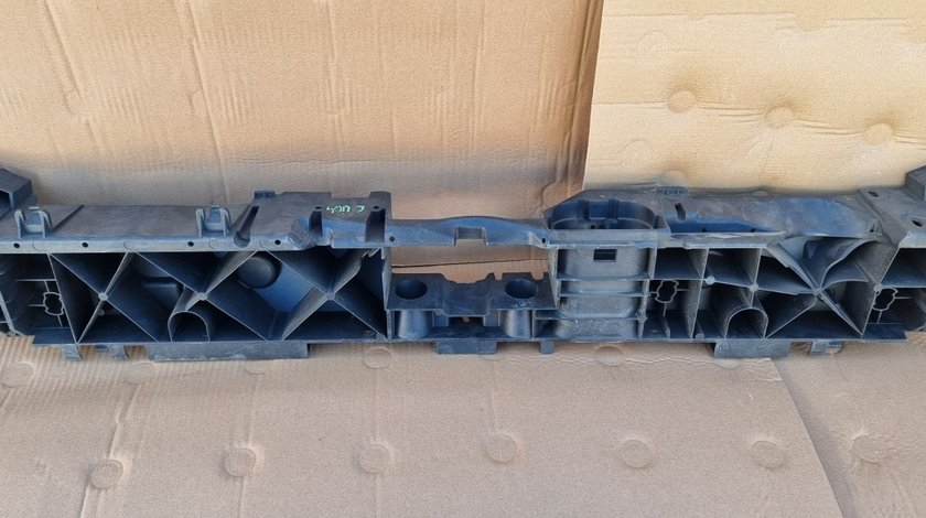 Trager / Traversa Superioara radiatoare Renault Clio 4 / Captur 2013 2014 2015 2016 2017