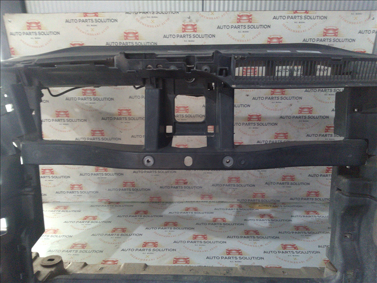 Trager VOLKSWAGEN PASSAT B6