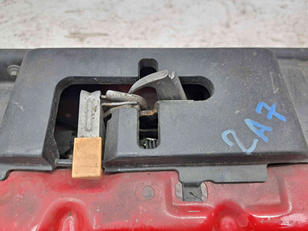 Trager Volvo V50 [Fabr 2004-2012] OEM