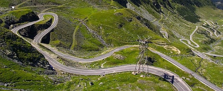 Transfagarasanul a fost inclus in topul celor mai periculoase drumuri din lume