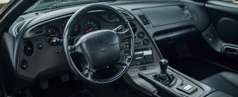 Tranzactia i-a lasat masca pe toti. Aceasta SUPRA din '97 tocmai s-a vandut cu 176.000 de dolari Tranzactia i-a lasat masca pe toti. Aceasta SUPRA din '97 tocmai s-a vandut cu 176.000 de dolari